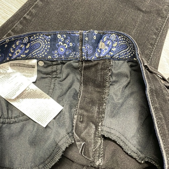 Levi’s 525 Perfect Waist Straight Leg Black Wash Denim Jeans Flap Pockets 14M - Picture 12 of 16